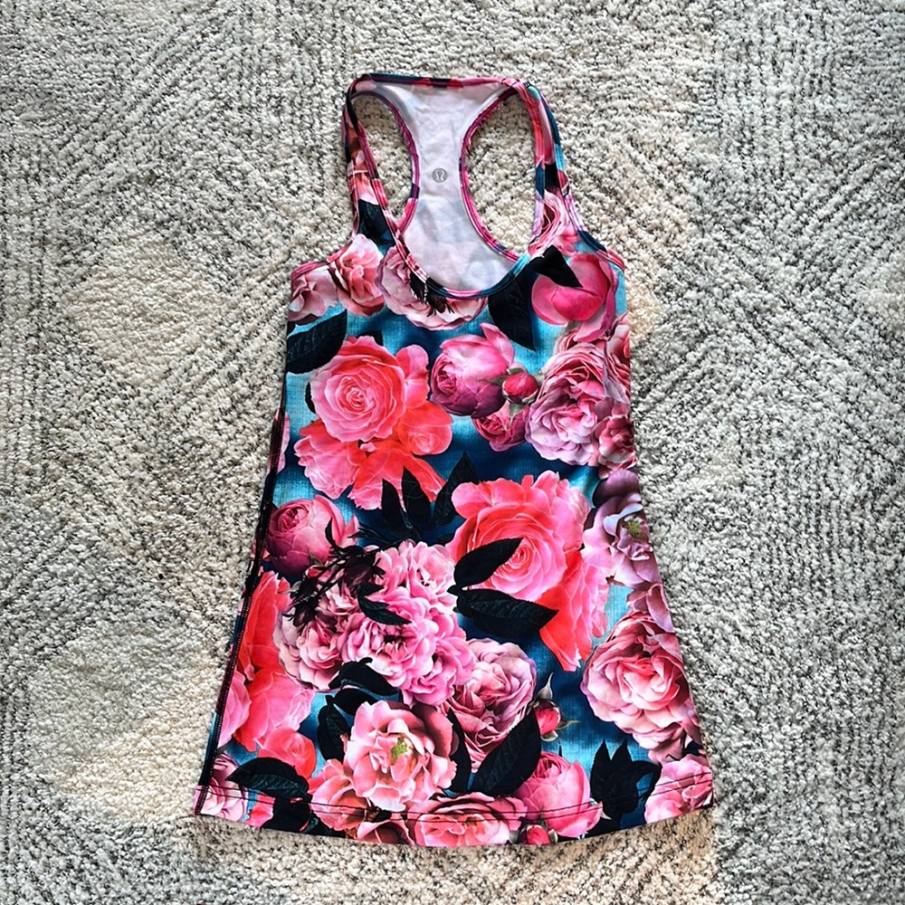 Lululemon floral workout tank